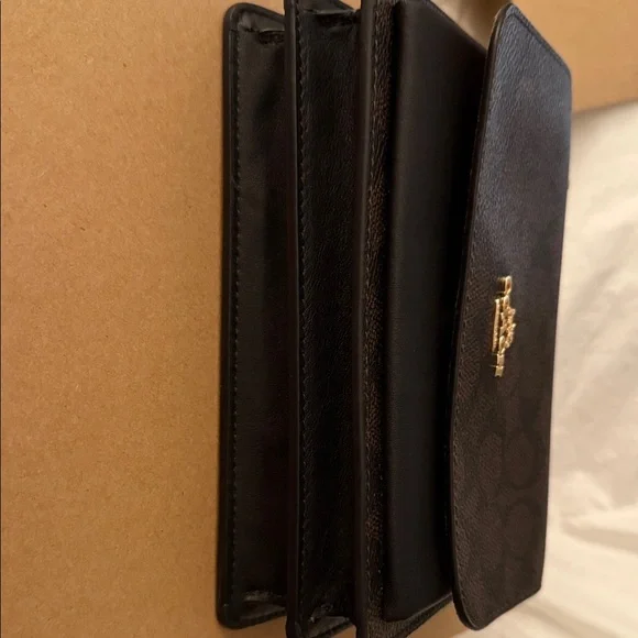 Coach Brown Signature Crossbody Bag with Gold Chain - Picture 9 of 10